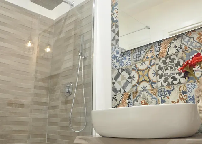 Del Vescovo Чефалу