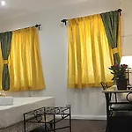 Pensión Del Vescovo 4*